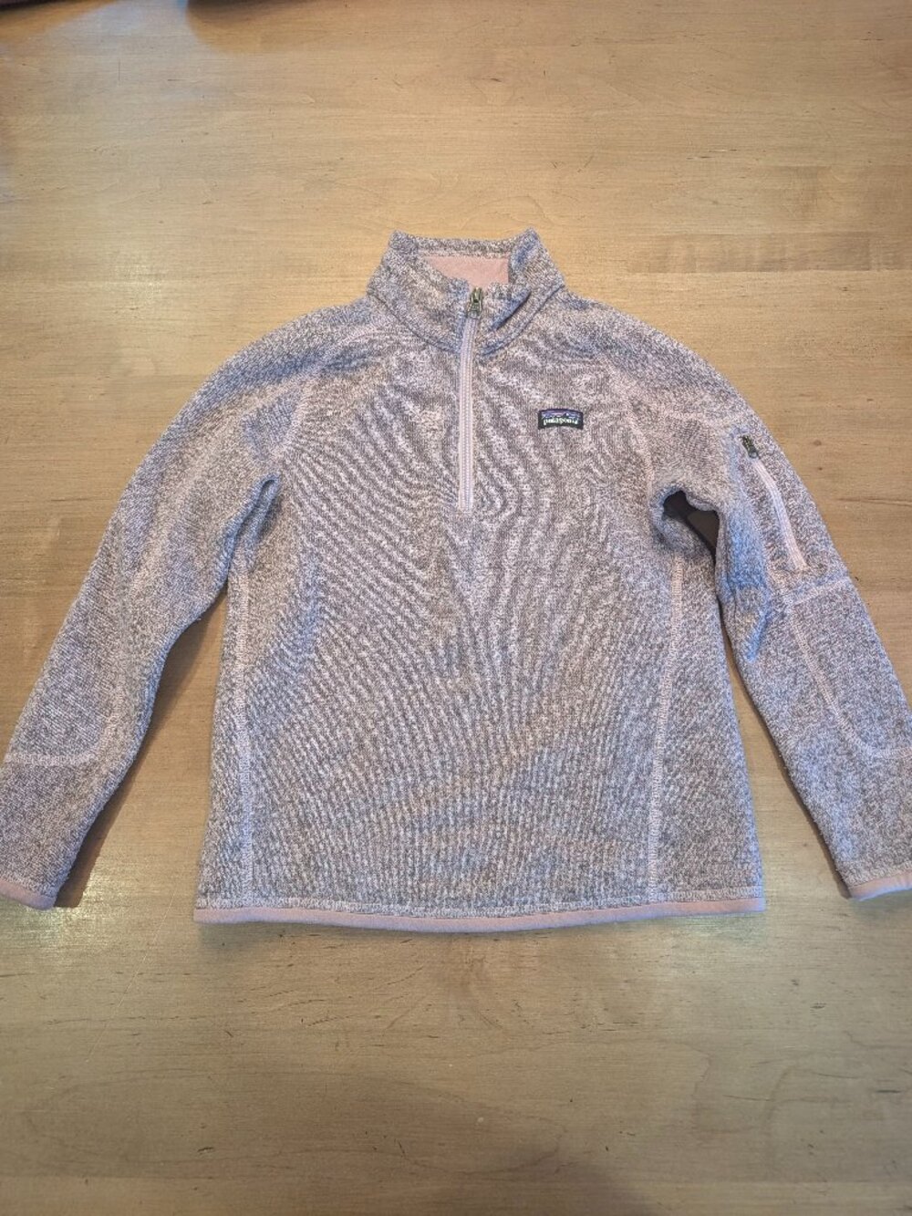 Girls M (10) Patagonia pullover